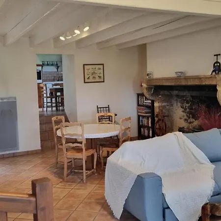 L'oustalou - Wifi - Jardin - Campagne Holiday home Villeneuve (Puy-de-Dome)