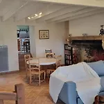 L'oustalou - Wifi - Jardin - Campagne בית נופש Villeneuve (Puy-de-Dome)