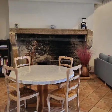 Hébergement de vacances L'oustalou - Wifi - Jardin - Campagne *