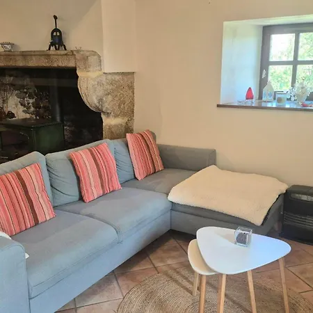 L'oustalou - Wifi - Jardin - Campagne Villeneuve (Puy-de-Dome)